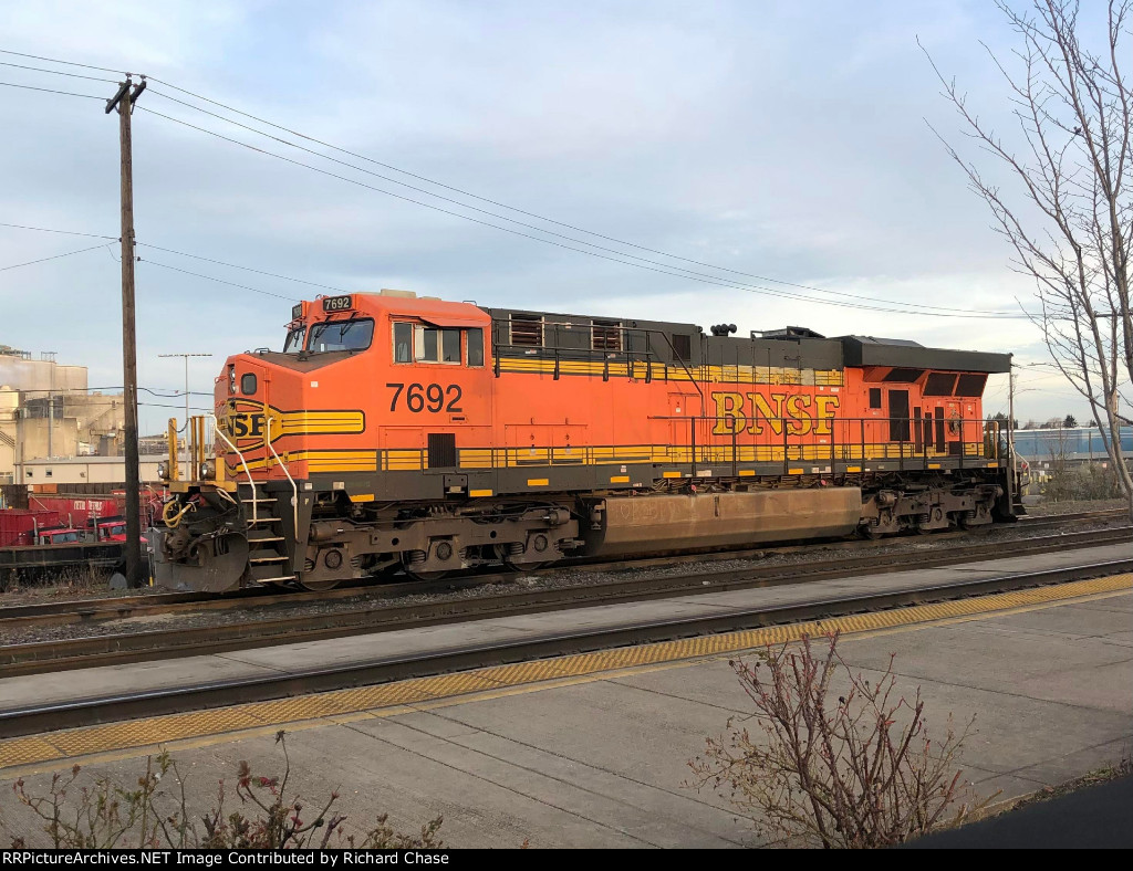 BNSF 7692